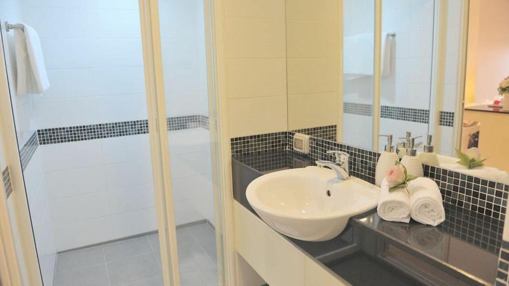 Duplex 21 Apartment Bangkok Extérieur photo