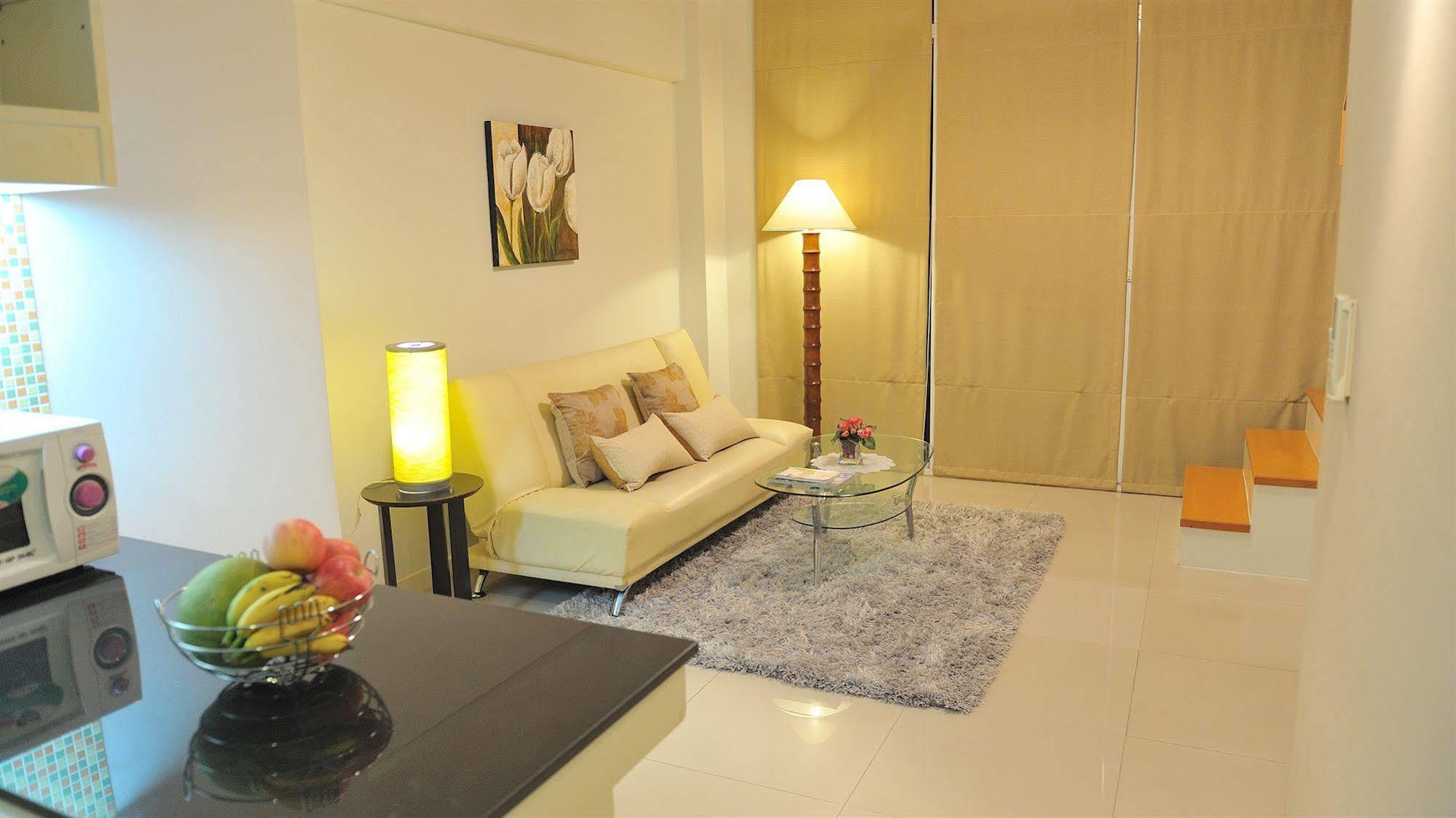 Duplex 21 Apartment Bangkok Extérieur photo