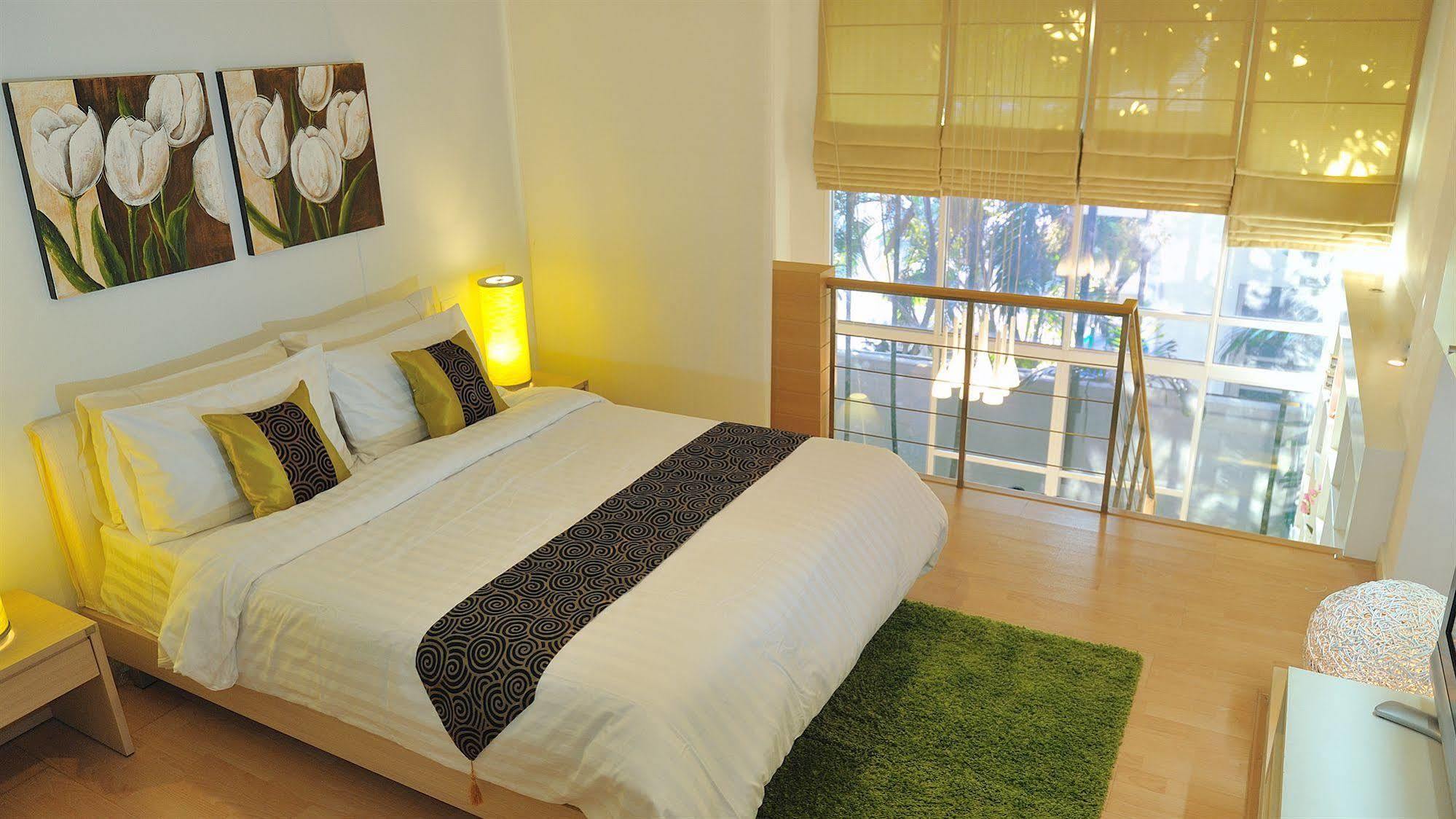 Duplex 21 Apartment Bangkok Extérieur photo